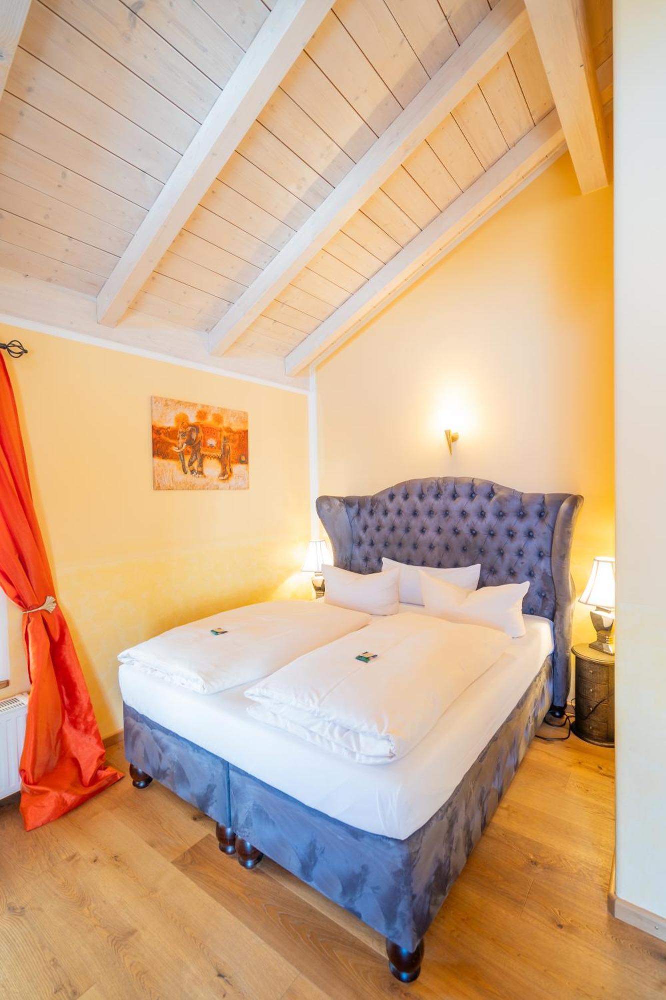 Landhaus Hotel Wolfratshausen Exteriér fotografie
