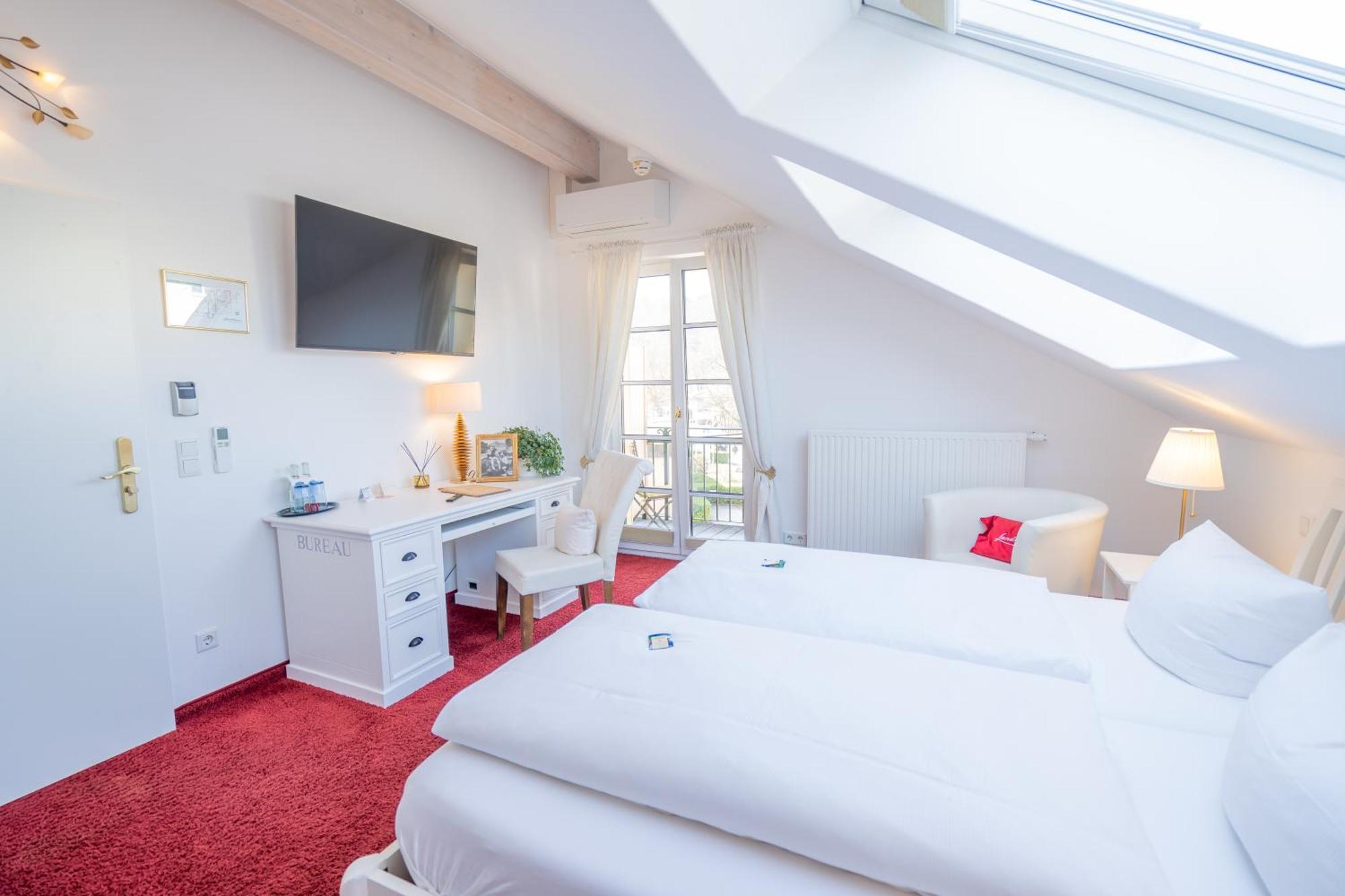 Landhaus Hotel Wolfratshausen Exteriér fotografie
