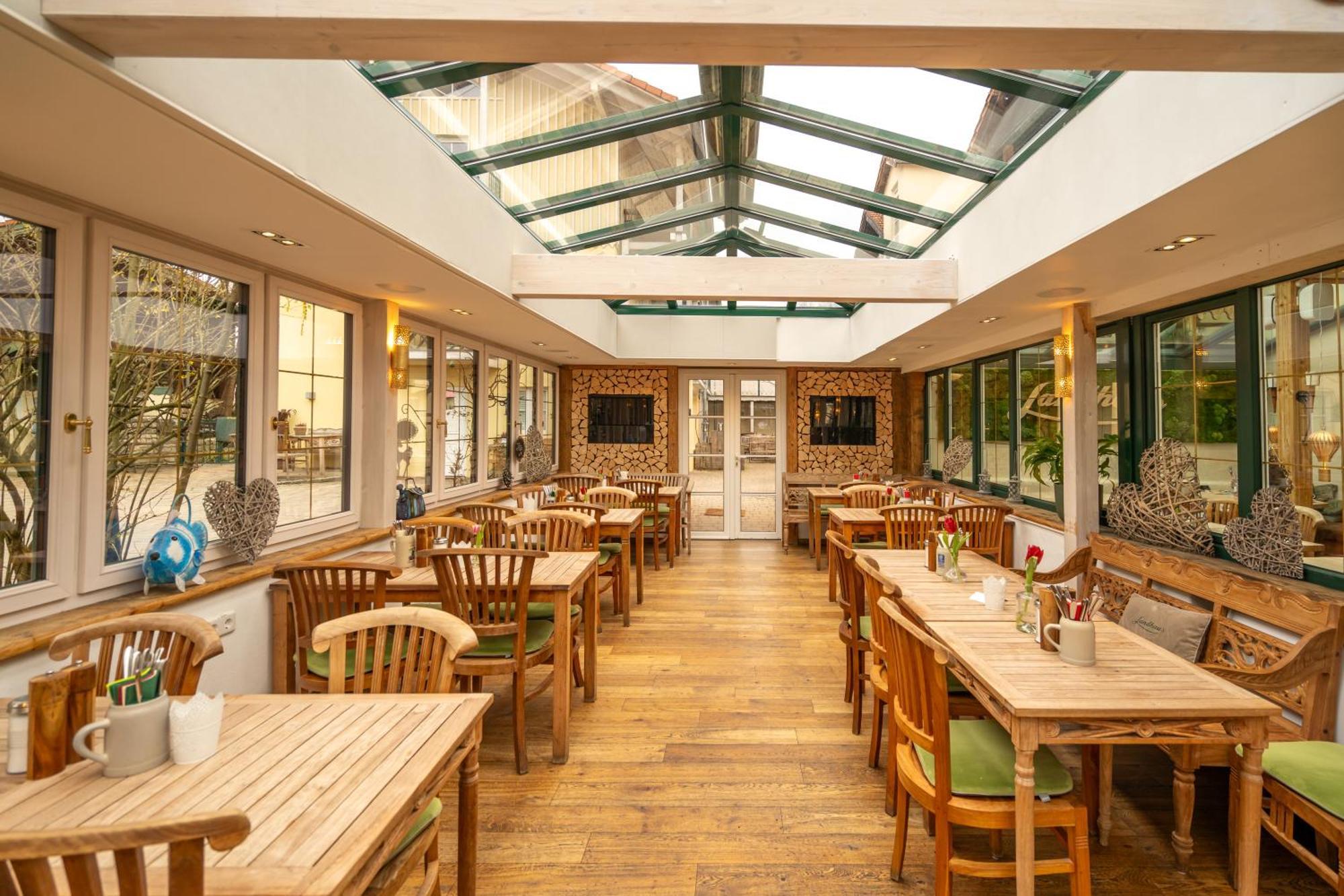 Landhaus Hotel Wolfratshausen Exteriér fotografie