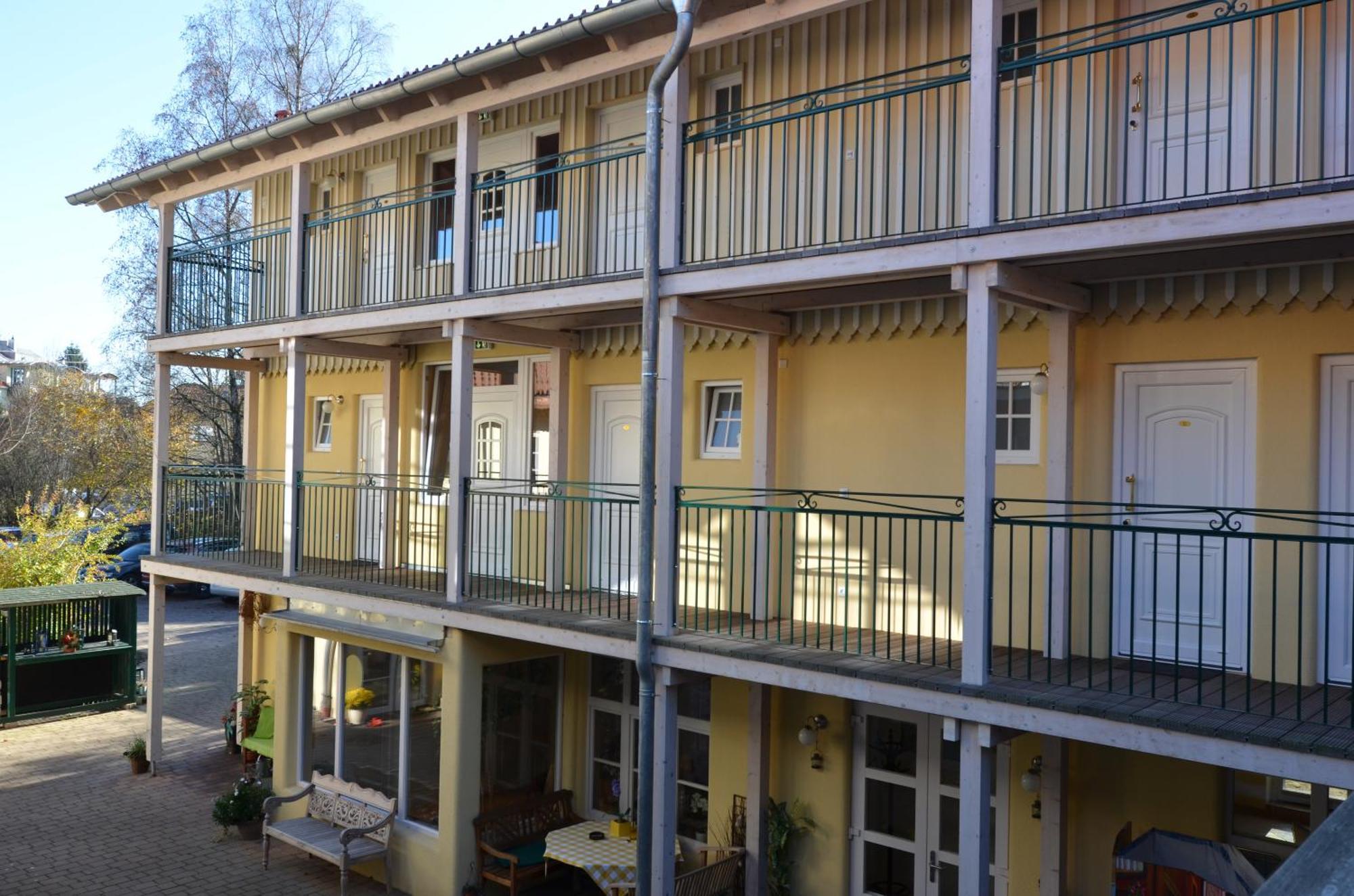 Landhaus Hotel Wolfratshausen Exteriér fotografie