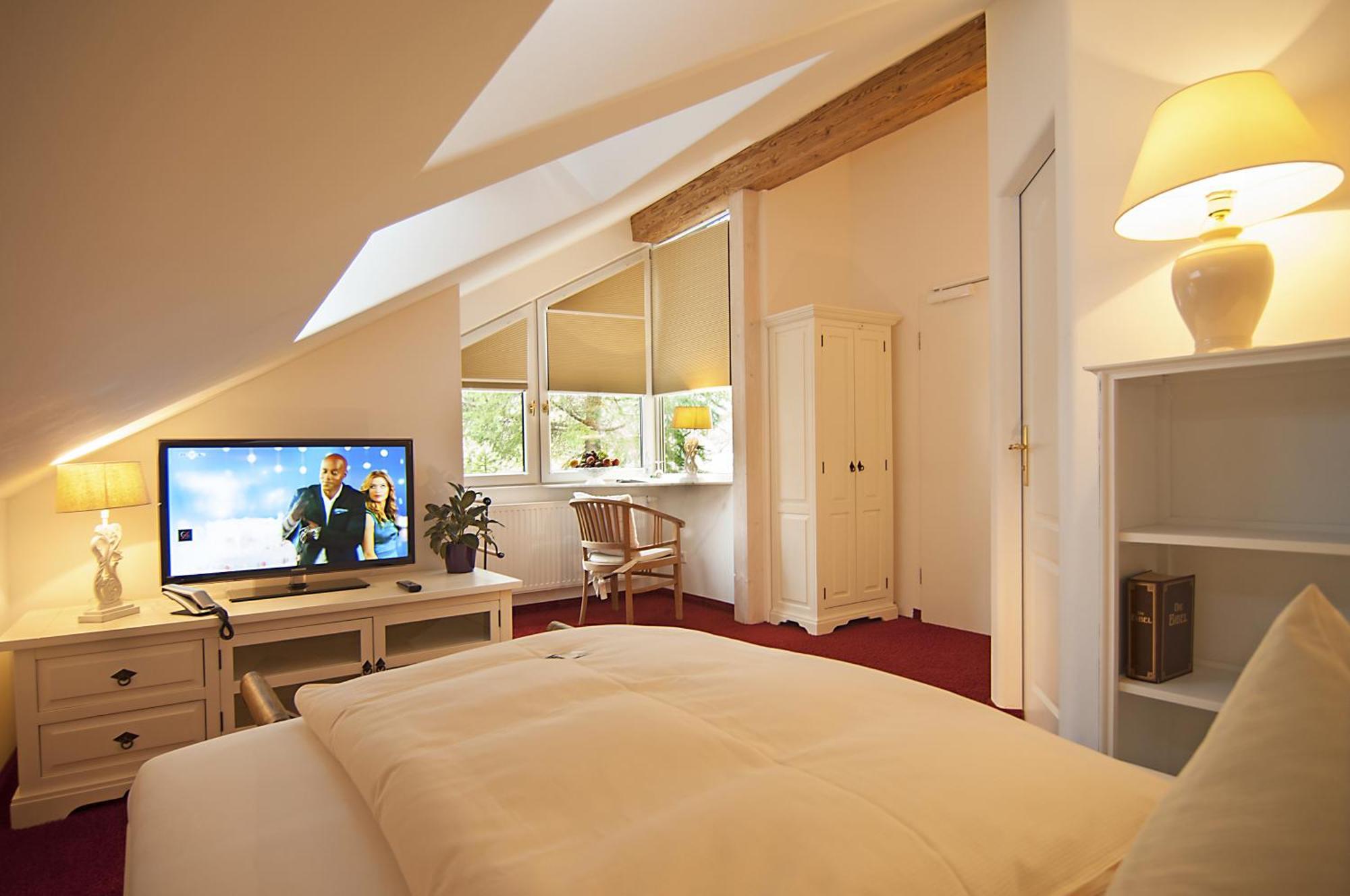 Landhaus Hotel Wolfratshausen Pokoj fotografie