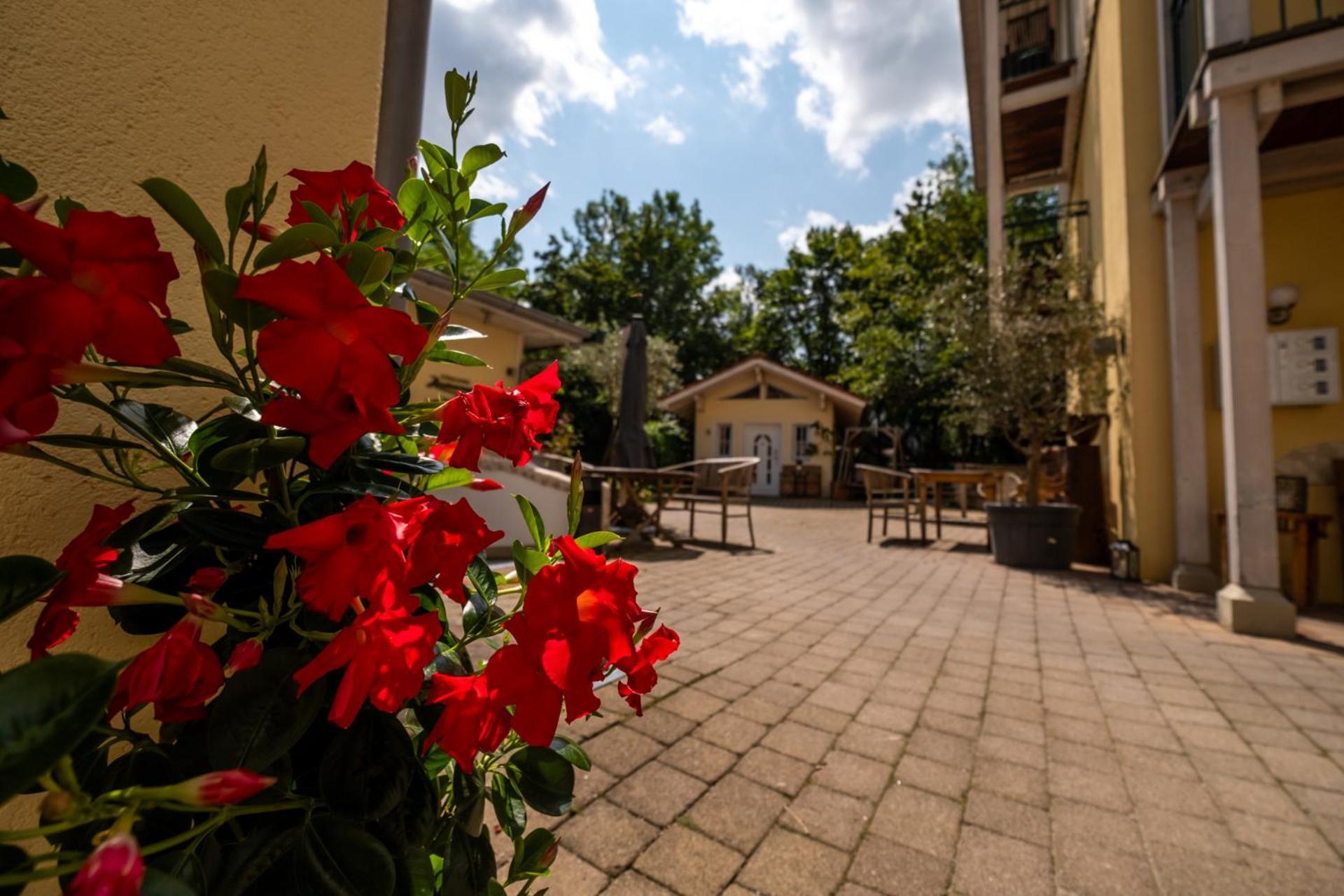 Landhaus Hotel Wolfratshausen Exteriér fotografie
