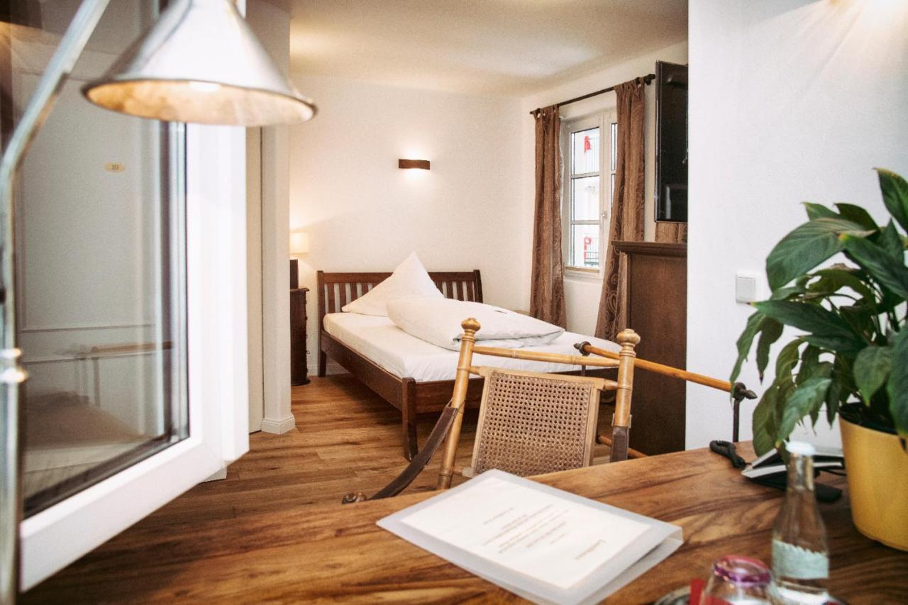 Landhaus Hotel Wolfratshausen Exteriér fotografie